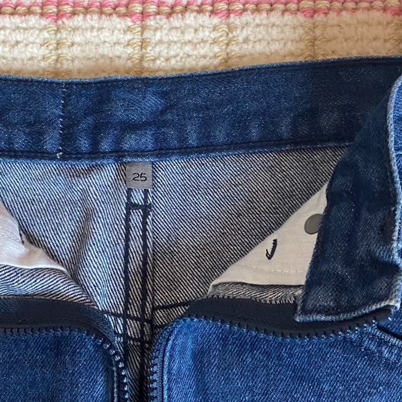 CARMAR DOUBLE ZIP REFLECTIVE SKIRT: size 25 - Picture 6 of 7